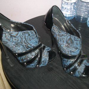 Guess High Heels
